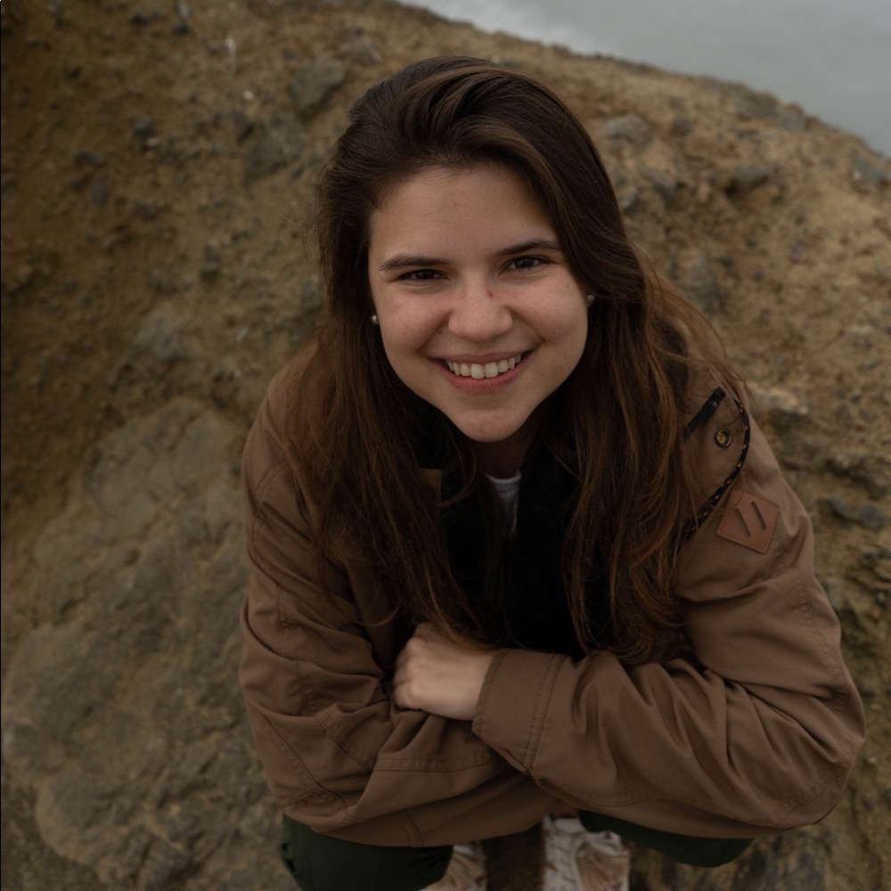 Meet your Posher, Monica